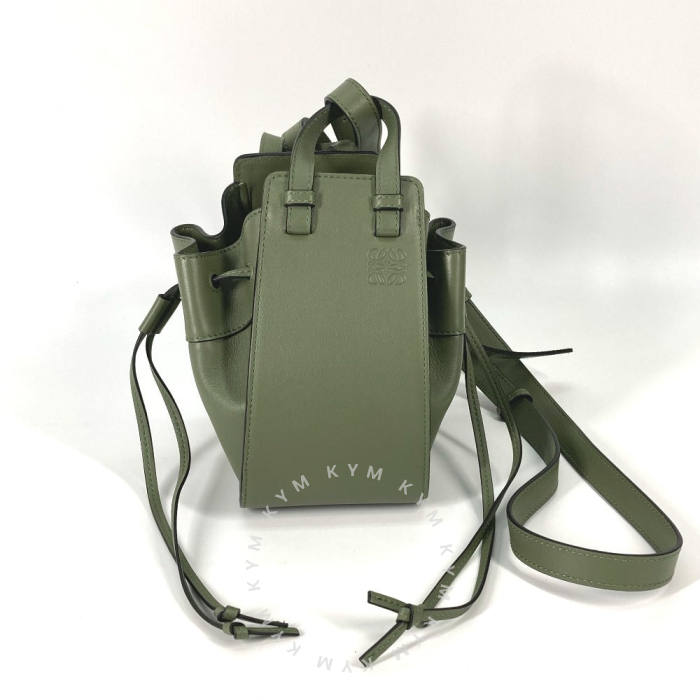 LOEWE Shoulder Bag leather khaki Shoulder Crossbody mini hammock draws LOEWE Shoulder Bag leather khaki Shoulder Crossbody mini hammock draws