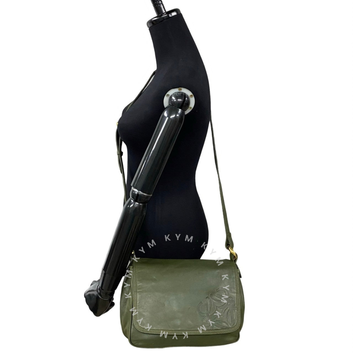 LOEWE Shoulder Bag leather khaki